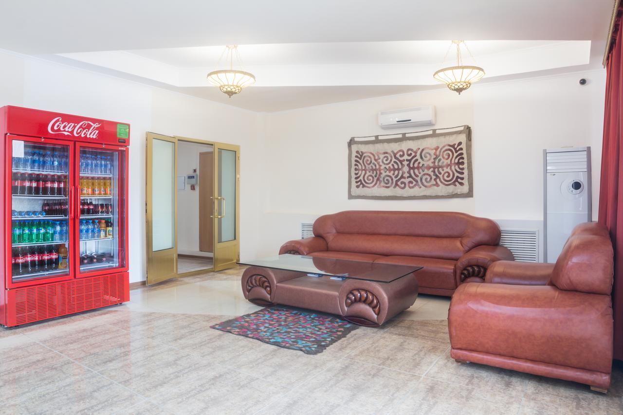 Hotel Alma Ata Zhosaly Esterno foto
