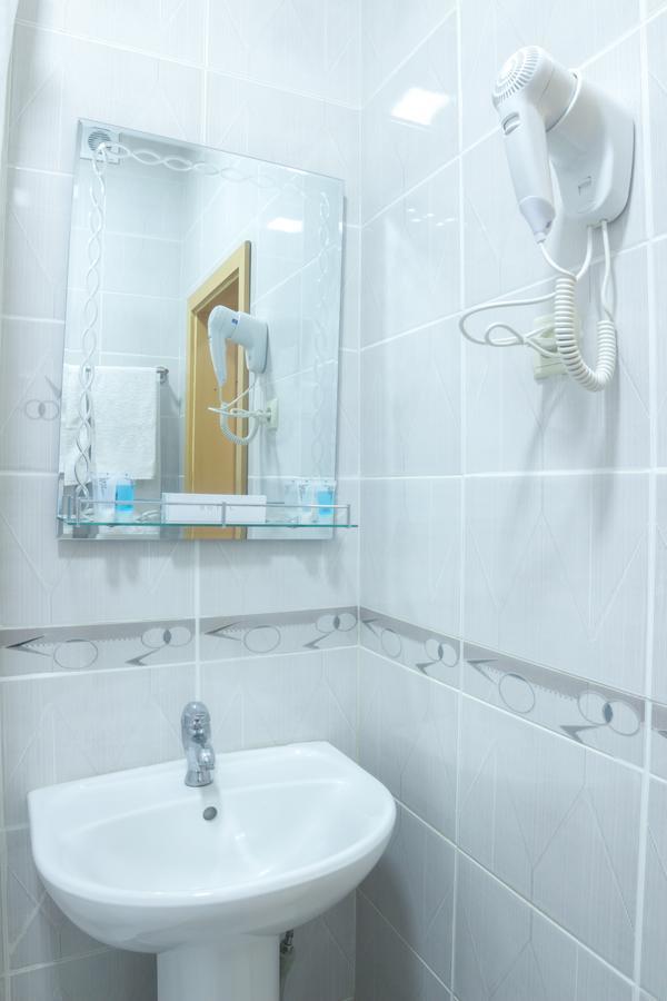 Hotel Alma Ata Zhosaly Esterno foto